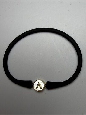 GRESHAM Jewelry La Tua Storia Leter Bracelet Initial A NWOT